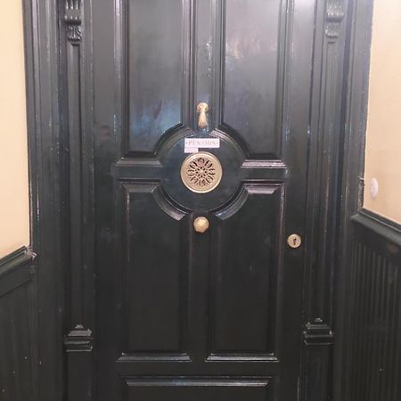Pension Manoli Бильбао Экстерьер фото