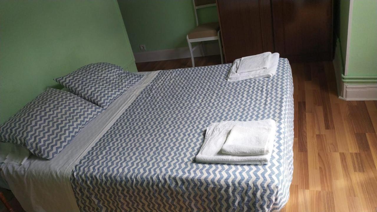 Pension Manoli Бильбао Экстерьер фото